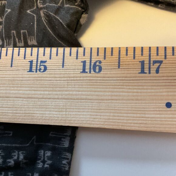 Tonoa Button Up Shirt Black Gray Hawaii Tribal Pattern Boy Size 10 - Picture 11 of 12